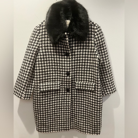 Gorgeous Kate Spade houndstooth coat with removable fur collar- NWT